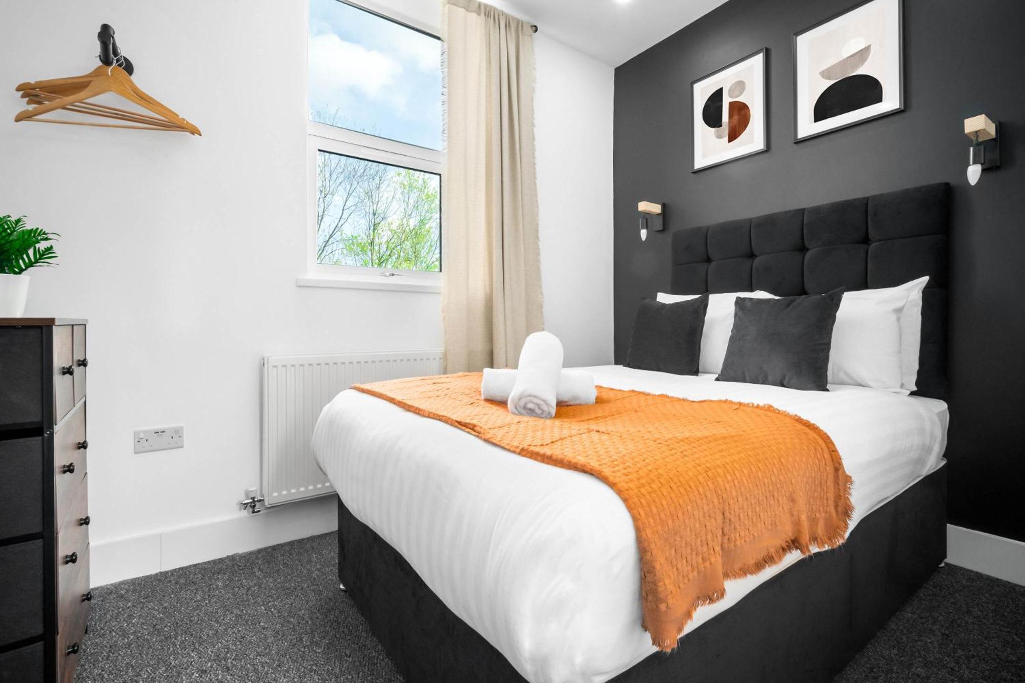 Luxe Apartment - Rowley Regis - Parking - Top Rated - Netflix - Wifi - 49Bg Cradley Heath Exterior foto
